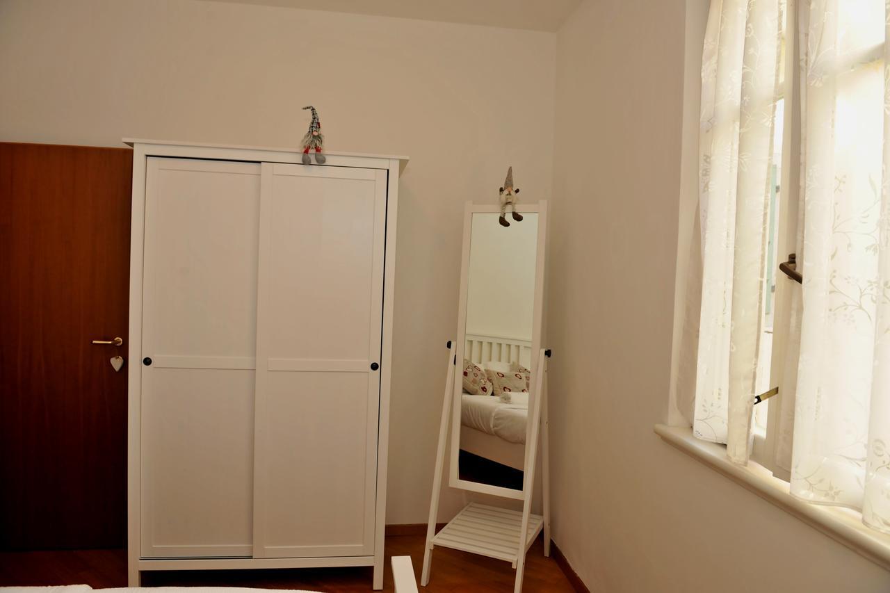 B&B And Apartments Al Duomo เตรนโต ภายนอก รูปภาพ