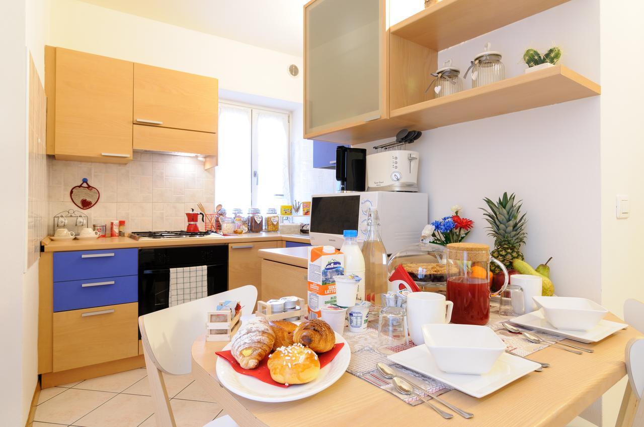 B&B And Apartments Al Duomo เตรนโต ภายนอก รูปภาพ